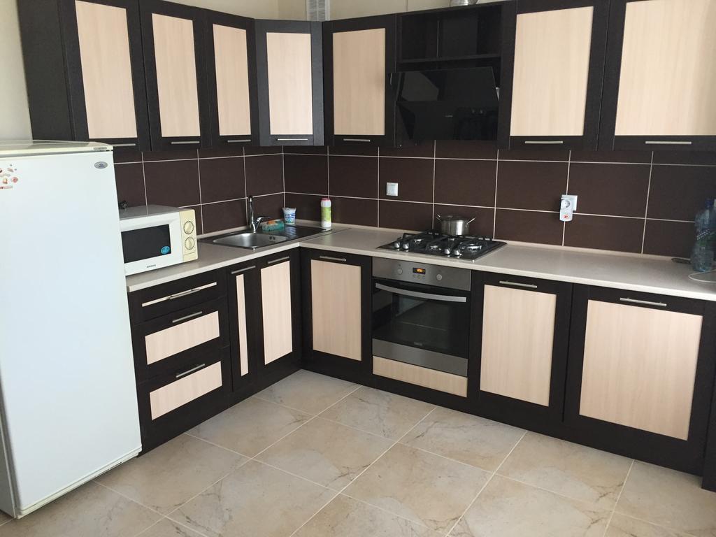 Apartment On Parkovaya Τσορνομόρσκ Εξωτερικό φωτογραφία